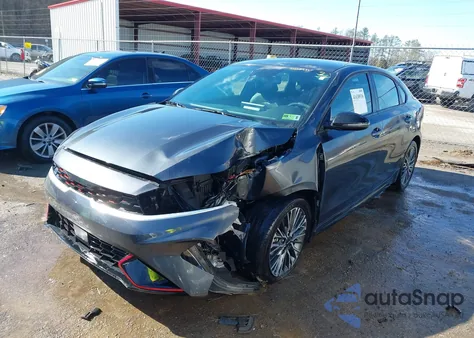 2024 Kia Forte Gt-Line z USA, uszkodzony, nr VIN 3KPF54AD4RE831820